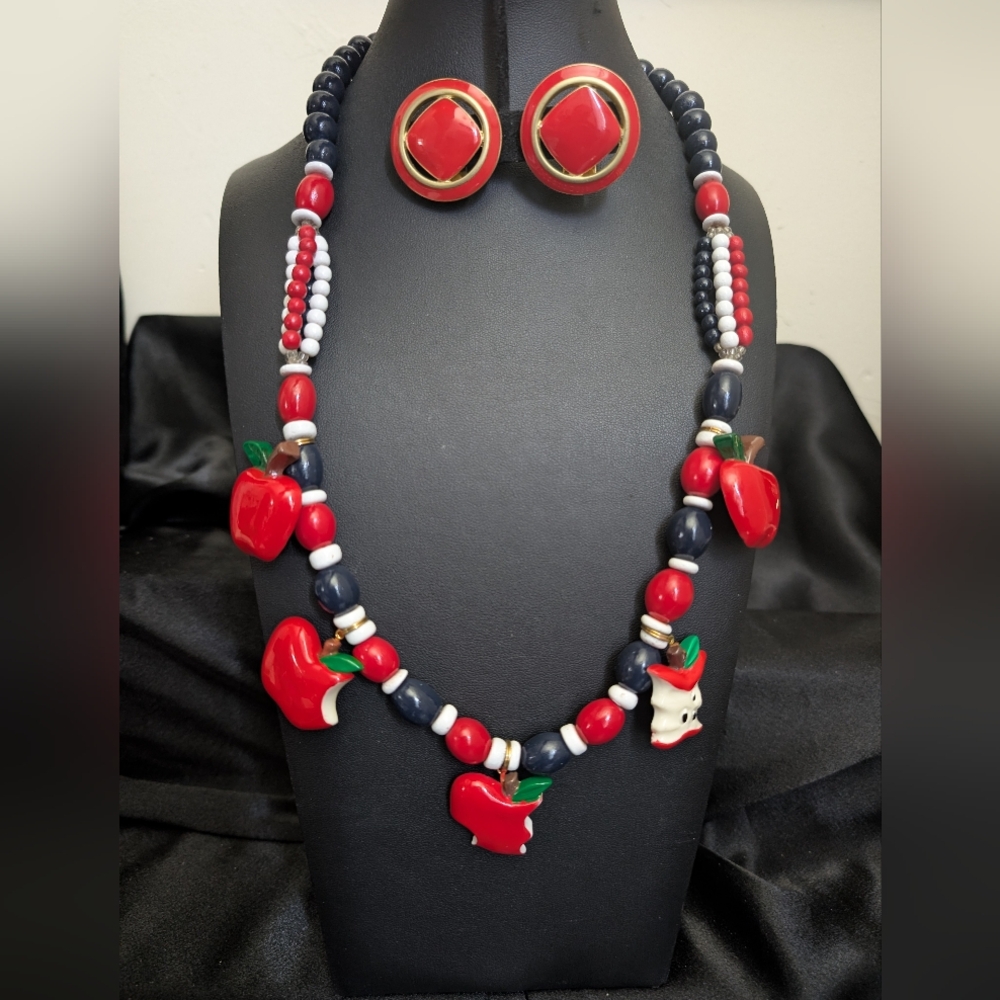 #7. Vintage 70s Red Apple Beaded Necklace and Earring Set - Women Jewelry